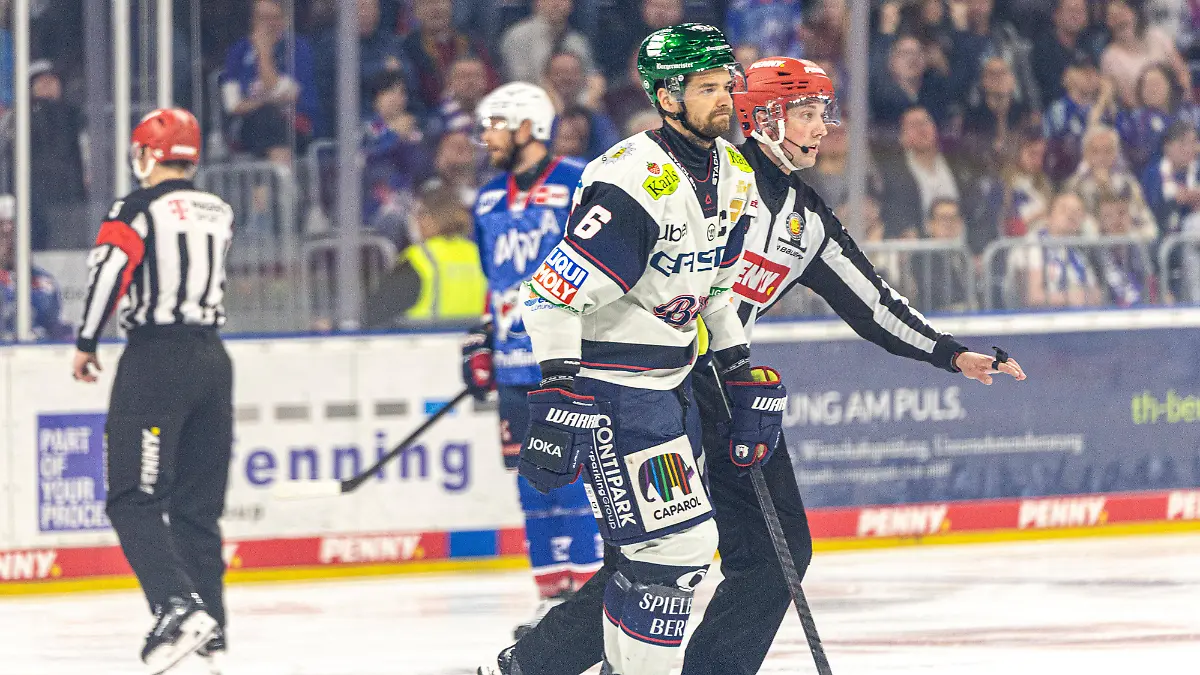28-04-2026-xhettx-Eishockey-Penny-DEL-Finale-2026-Adler-Mannheim-Eisbaeren-Berlin-v-l