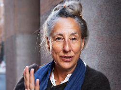 Zurückgehen in der Zeit: Judith Hermanns Ausflüge in die Vergangenheit