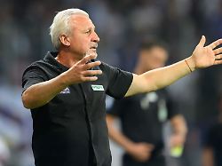 Baden-Württemberg: Ulm plant Neuaufbau: Trainer Dotchev muss im Sommer gehen