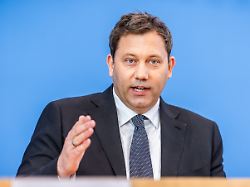 106 Milliarden für Verteidigung: Klingbeil wirbt für seinen nächsten Rekordschulden-Haushalt