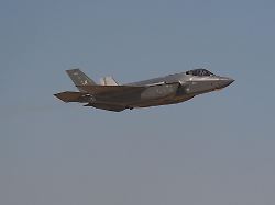 Neue Schläge gegen Teheran?: US-Militär bereitet wohl "kraftvolle" Angriffswelle gegen Iran vor