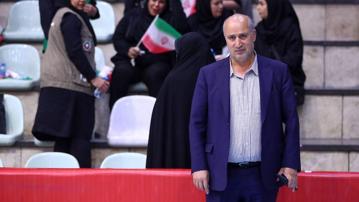Insult or entry ban?: FIFA Congress ends for Iran at the airport