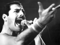 Bayern: Freddie Mercurys Münchner Zeit als Theaterstück