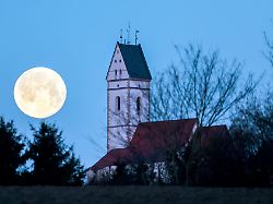 Baden-Württemberg: Blue Moon im Mai über Südwesten - was es damit auf sich hat