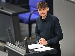 Junger Linker Luke Hoß: 