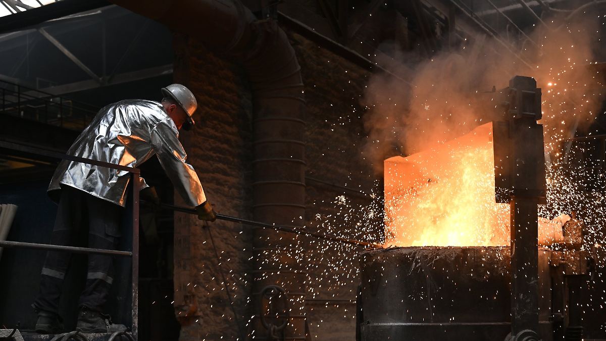 Call for structural reforms: German economy grows surprisingly strongly ...