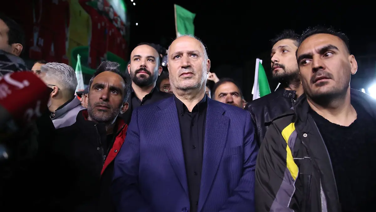 Der-Praesident-des-iranischen-Fussballverbandes-Mitte-hat-es-nicht-zum-FIFA-Kongress-in-Vancouver-geschafft