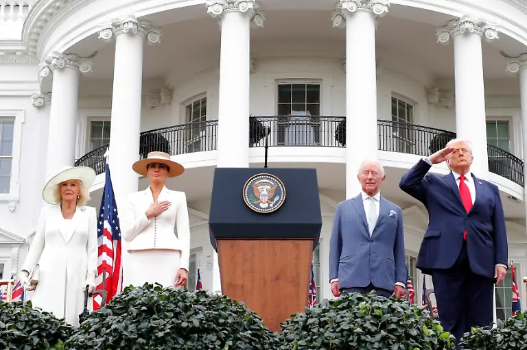 US-President-Donald-Trump-and-first-lady-Melania-Trump-greet-Britainas-King-Charles-and-Queen-Camilla-on-the-South-Lawn-at-the-White-House-in-Washington-for-State-Visit-on-March-28-2026-Photo-by-Yuri-Gripas-ABACAPRESS
