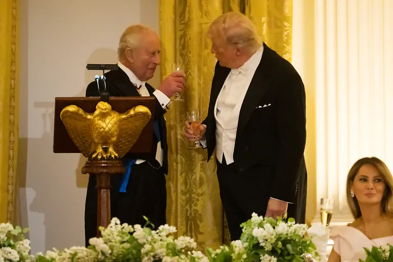 President-Donald-Trump-and-Great-Britain-s-King-Charles-toast-one-another-after-giving-remarks-during-a-state-dinnerA-with-President-Donald-Trump-and-First-Lady-Melania-Trump-at-the-White-House-on-Tuesday-April-28-2026-in-Washington-DC-Charles-spoke-to-a-joint-session-of-Congress-earlier-in-the-day-and-attended-several-events-with-U-S-President-Donald-Trump