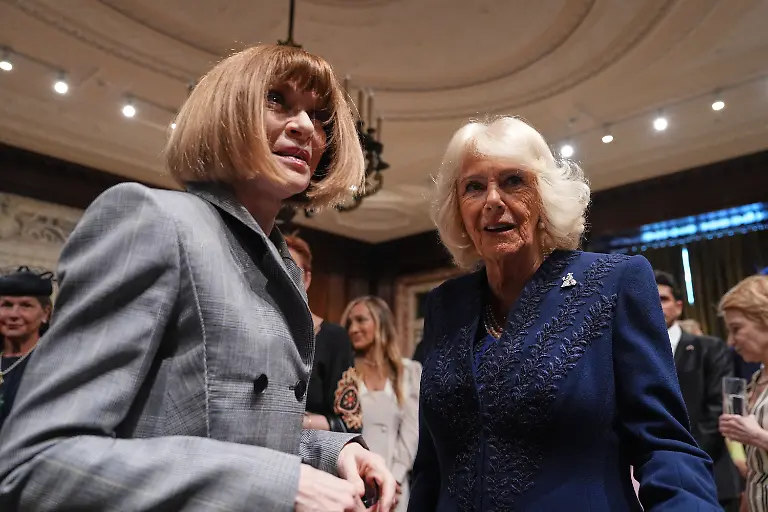 Queen-Camilla-right-with-Global-Editorial-Director-of-Vogue-Anna-Wintour-during-a-visit-to-the-New-York-Public-Library-for-a-literacy-event-Wednesday-April-29-2026-in-New-York