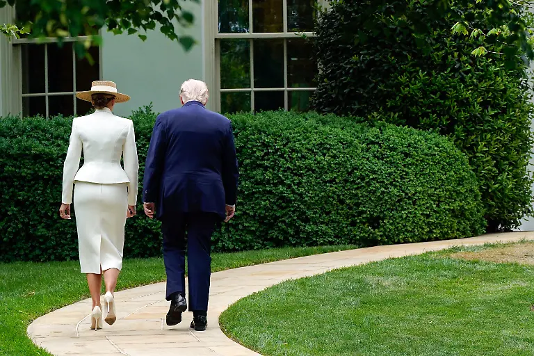 WASHINGTON-DC-APRIL-28-U-S-President-Donald-Trump-and-First-Lady-Melania-Trump-after-The-United-Kingdomas-King-Charles-III-and-Queen-Camilla-departed-after-a-ceremonial-visit-on-Tuesday-April-28-2026-at-the-White-House-in-Washington-D-C-King-Charles-is-expected-to-make-a-joint-address-to-Congress-before-returning-for-a-State-Dinner-in-the-evening