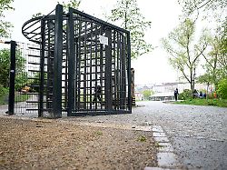 Berlin & Brandenburg: Zaun am Görlitzer Park erneut beschädigt
