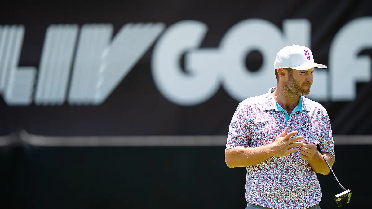Ben-Campbell-of-RangeGoats-GC-waits-on-the-17th-green-during-the-third-round-of-LIV-Golf-Mexico-City-at-Club-de-Golf-Chapultepec-on-Saturday-April-18-2026-in-Naucalpan-Mexico