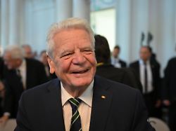 "Koalition aller Gegner der AfD": Gauck: CDU muss im Ernstfall auch mit der Linken regieren