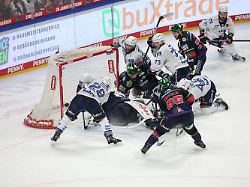 Aufholjagd und doppelte Overtime: Adler vermiesen Eisbären Meister-Party dramatisch