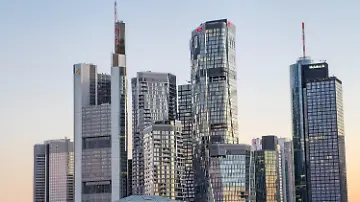 590015402