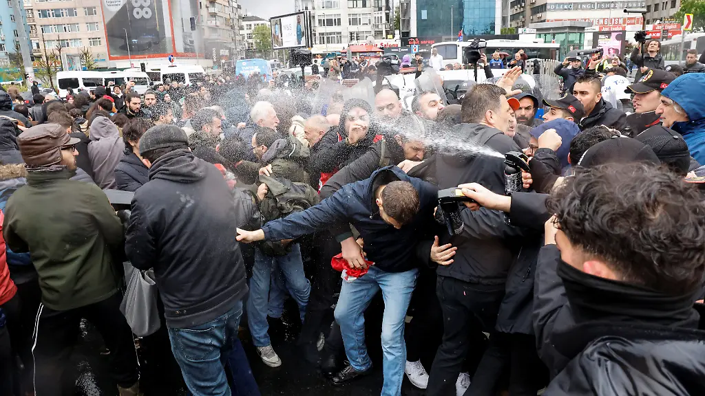 2026-05-01T095352Z_413035265_RC290LATB0UI_RTRMADP_3_MAY-DAY-TURKEY