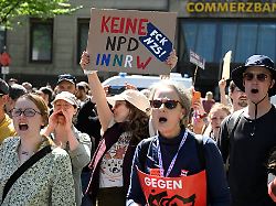Nordrhein-Westfalen: Mehrere Tausend Menschen bei Demo gegen Rechts in Essen