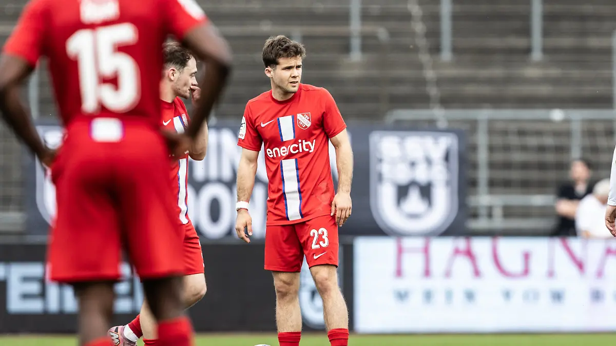 18-04-2026-Fussball-Saison-2025-2026-3-Liga-Donaustadion-Ulm-34