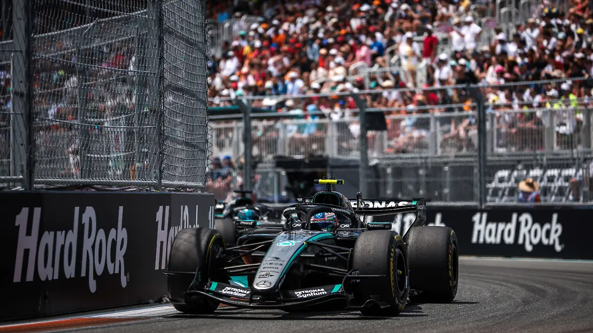 F1-MIAMI-GRAND-PRIX-2026-12-KIMI-ANTONELLI-Andrea-ita-Mercedes-AMG-F1-Team-W17-action-during-the-Formula-1-Miami-Grand-Prix-2026-4th-round-of-the-2026-Formula-One-World-Championship-WM-Weltmeisterschaft-from-May-1-to-3-2026-on-the-Miami-International-Autodrome-in-Miami-Gardens-USA-Miami-GardensUnited-States-PUBLICATIONxNOTxINxFRAxBEL-Copyright-xDPPIx