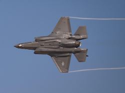 Deal mit Lockheed und Boeing: Israel investiert Milliarden in neue Kampfflugzeuge