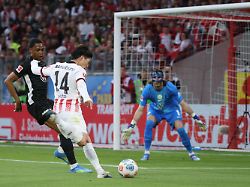 Punkt aus Freiburg entführt: VfL Wolfsburg kämpft sich im Relegationskampf auf die Pole Position