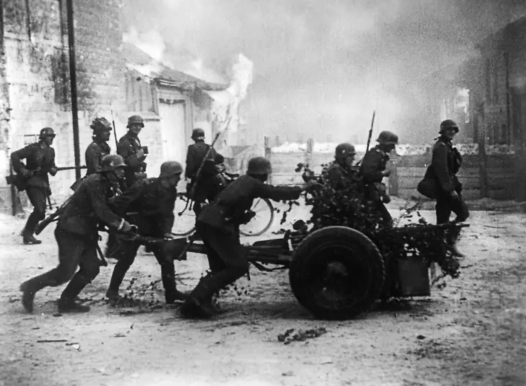 455704741