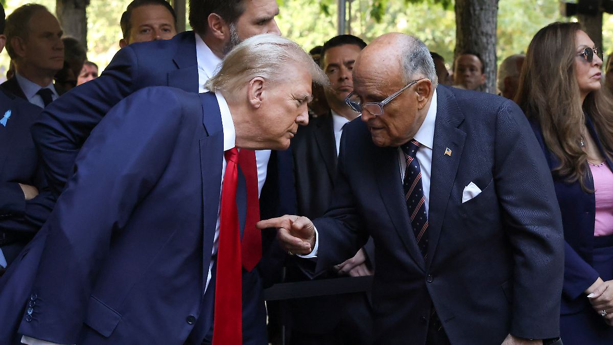 Rudy Giuliani: From NYC Mayor to Trump Lawyer