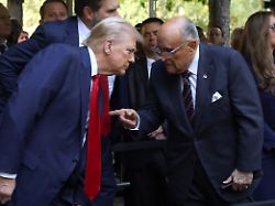 Ex-Bürgermeister von New York: Trump-Gefährte Rudy Giuliani im Krankenhaus