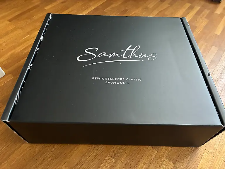 Verpackung Samthus