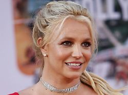 Spears Zaehlt Mit Hits Wie Baby One More Time Und Oops I Did It Again Zu Den Erfolgreichsten Kuenstlerinnen Der Musikgeschichte