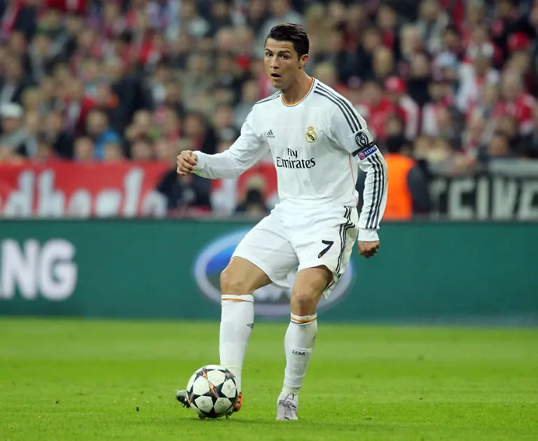 FC-Bayern-Muenchen-29-04-2014-Fussball-Champions-League-2013-2014-Halbfinale-Rueckspiel-FC-Bayern-Muenchen-Real-Madrid-0-4-Cristiano-Ronaldo-Real-Madrid