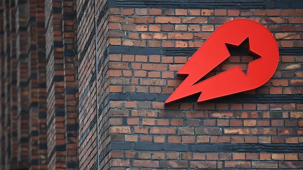 cb5dc84389a2c7d4f79eec57dc6d80dc