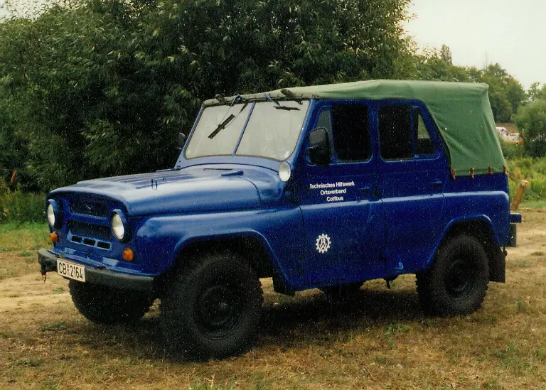 UAZ-Russen-Jeep-OV-Cottbus-1993