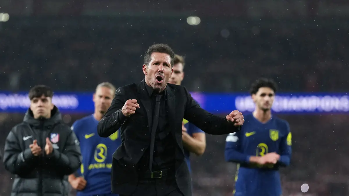 Atletico-Madrid-s-head-coach-Diego-Simeone-gestures-to-the-supporters-at-the-the-end-of-a-Champions-League-semifinal-second-leg-soccer-match-between-Arsenal-FC-and-Atletico-Madrid-in-London-Tuesday-May-5-2026