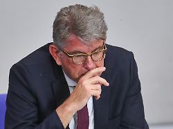 Bild: Unbeirrt nach Gerichtsurteil: Weimer klagt über 