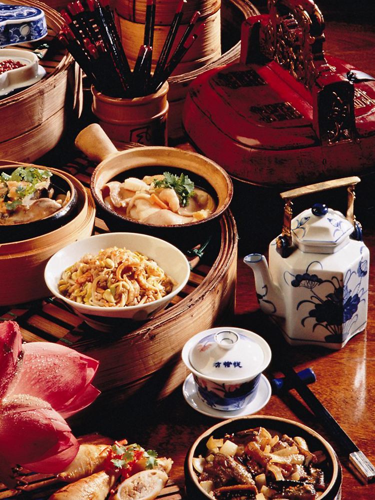 In Macao sind die Speisekarten nicht unbedingt lang, das kulinarische Angebot aber ist groß: Das gilt in der früheren portugiesischen Kolonie auch für die klassische chinesische Küche.