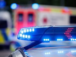 Dramatischer Unfall in Hessen: Zehnjähriger fährt eigene Mutter tot