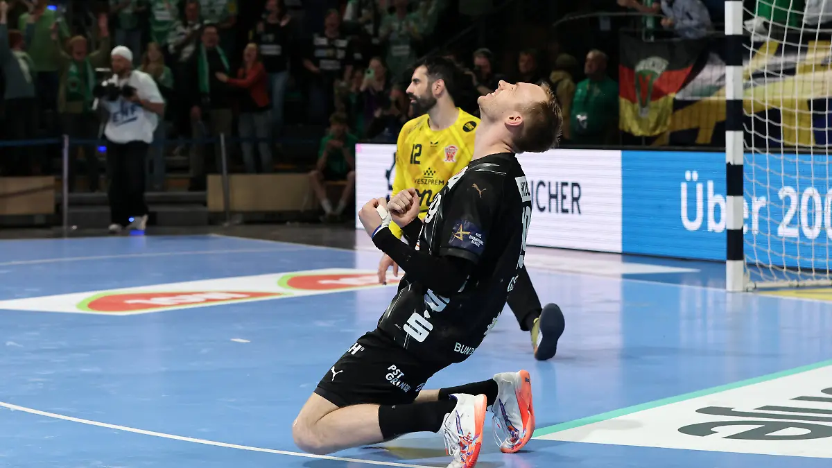 Mathias-Gidsel-jubelt-nach-Spielende-Freude-Emotion-Handball-CL-Championsleague-Champions-League-Herren-Viertelfinale-Rueckspiel-Saison-2025-2026-06-05-2026-Fuechse-Berlin-vs
