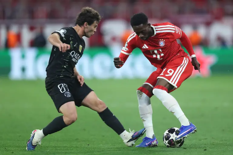 Fussball-UEFA-Champions-League-Halbfinale-Rueckspiel-FC-Bayern-Muenchen-Paris-Saint-Germain-am-06-05