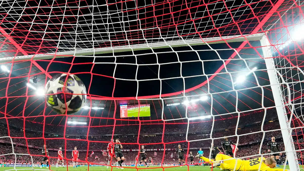 PSG-s-goalkeeper-Matvey-Safonov-fails-to-stop-a-goal-by-Bayern-s-Harry-Kane-during-the-Champions-League-semifinal-second-leg-soccer-match-between-Bayern-Munich-and-Paris-Saint-Germain-in-Munich-Germany-Wednesday-May-6-2026