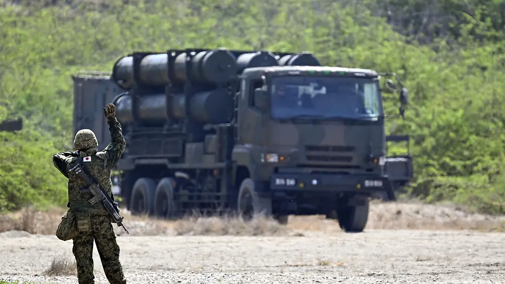 A-Japanese-Self-Defense-Forces-mobile-launcher-for-Type-88-surface-to-ship-missiles-moves-during-the-annual-Balikatan-exercise-in-Paoay-the-Philippines-on-May-6-2026
