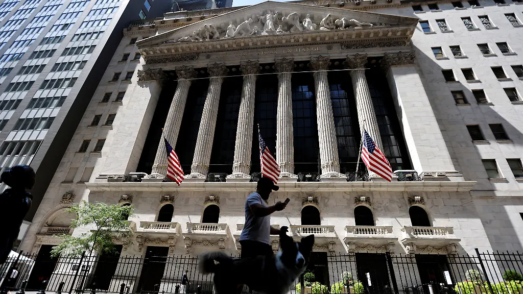 2020-08-18T094644Z-966918122-RC29GI95B8SG-RTRMADP-3-USA-SPAC-WALLSTREET