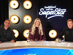 Die Jury Mit Dieter Bohlen R Isi Glueck Und Anis Ferchichi Bushido