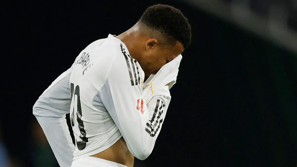 Soccer-Football-LaLiga-Real-Betis-v-Real-Madrid-Estadio-de-La-Cartuja-Seville-Spain-April-24-2026-Real-Madrid-s-Kylian-Mbappe-reacts-REUTERS-Marcelo-Del-Pozo-TPX-IMAGES-OF-THE-DAY
