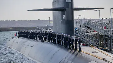 579213833
