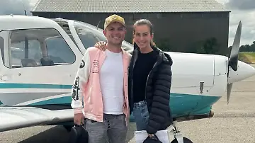 Flugzeug