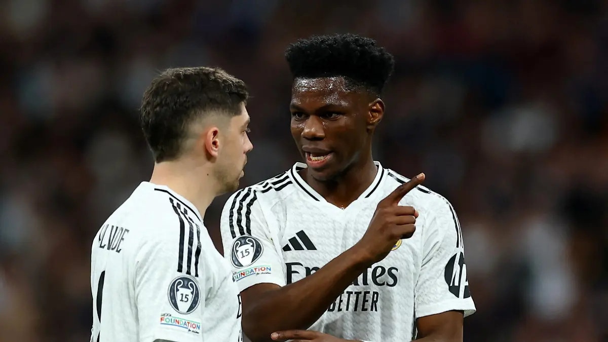 FILE-PHOTO-Soccer-Football-Champions-League-Knockout-Phase-Playoff-Second-Leg-Real-Madrid-v-Manchester-City-Santiago-Bernabeu-Madrid-Spain-February-19-2025-Real-Madrid-s-Federico-Valverde-and-Aurelien-Tchouameni-Action-Images-via-Reuters-Matthew-Childs-File-Photo