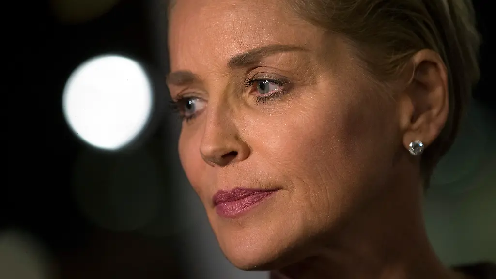 2014-10-17T120000Z-1557306882-GM1EAAH0Z5H01-RTRMADP-3-USA-ENTERTAINMENT