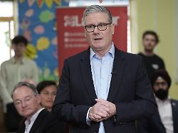 Local Elections 2026 Prime Minister Sir Keir Starmer Meets Labour Party Members At Kingsdown Methodist Church Hall In Ealing West London Picture Date Friday May 8 2026